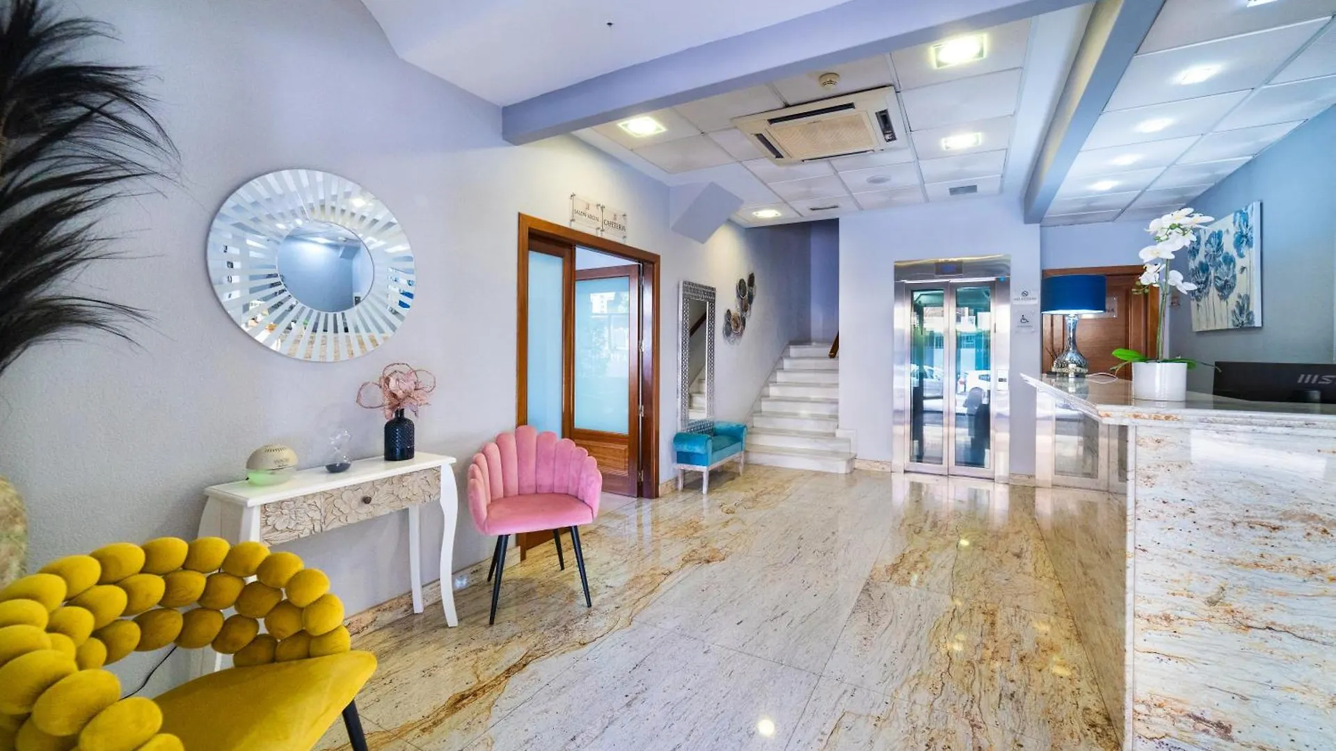 Hotel Puerta De Cazorla 3*,  Spain